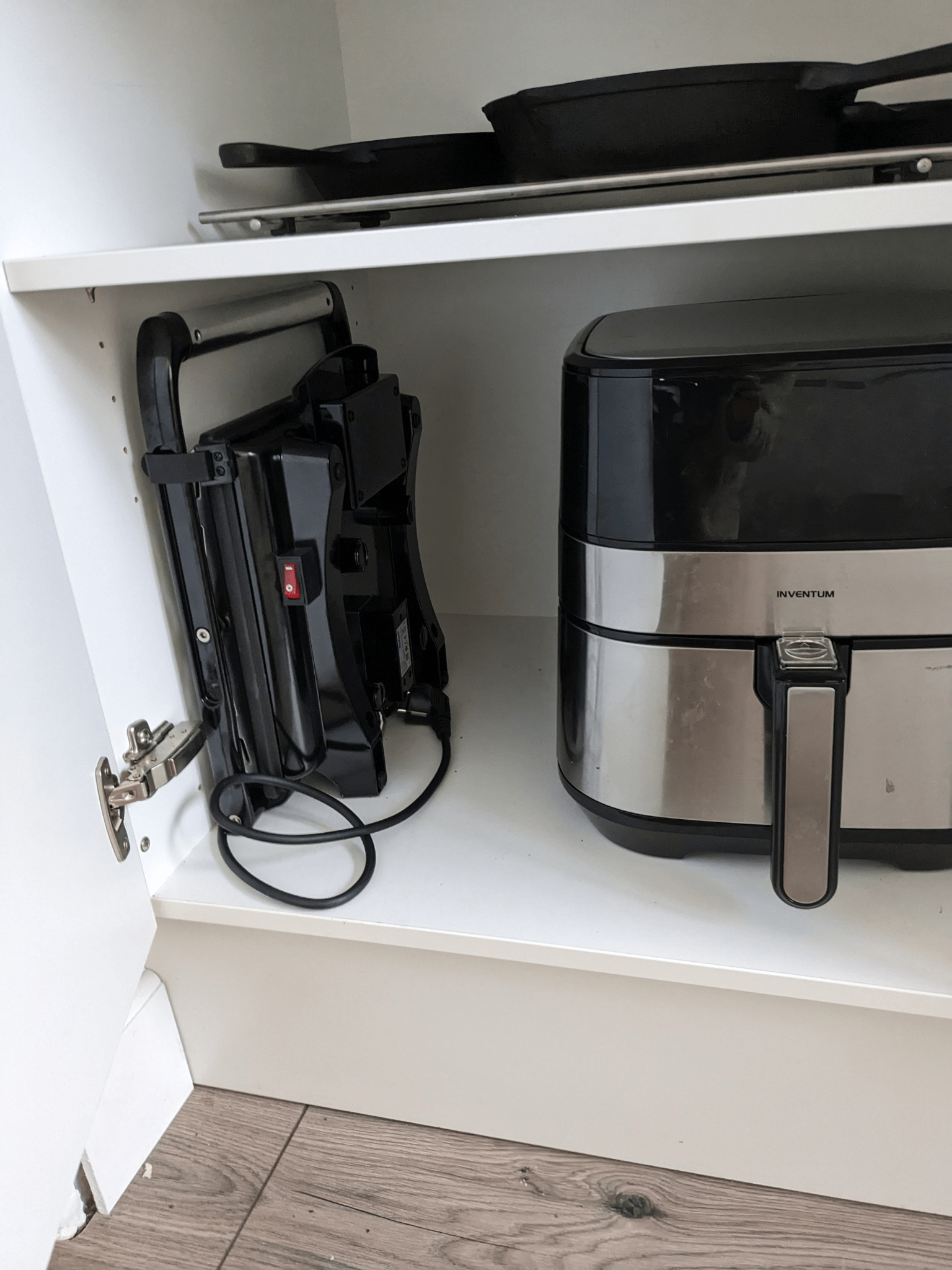 Tosti ijzer in kastje